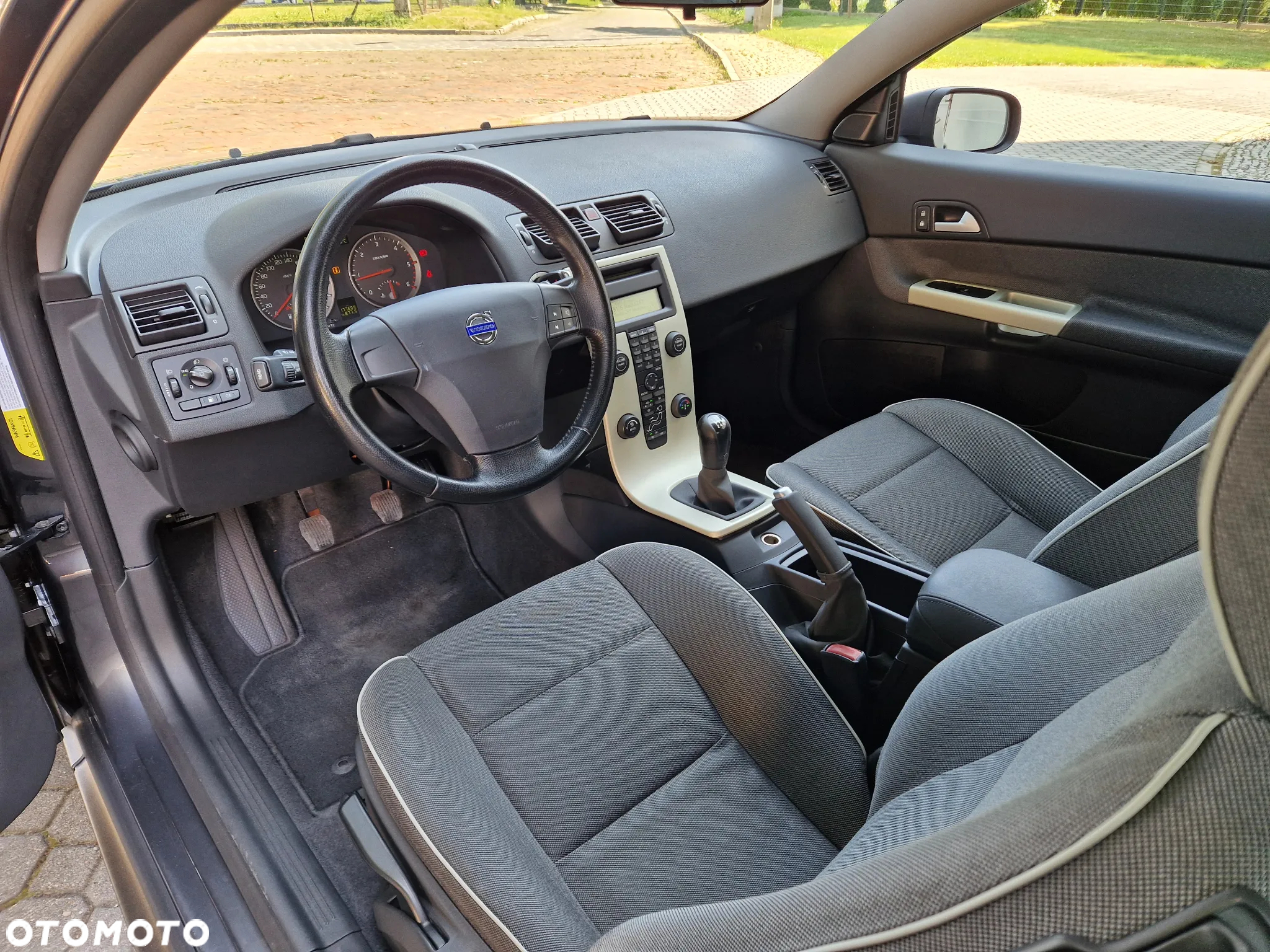 Volvo C30 D2 DRIVe Momentum - 15