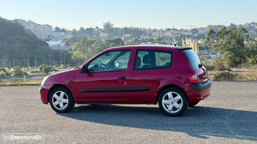 Renault Clio 1.2 16V Dynamique - 9