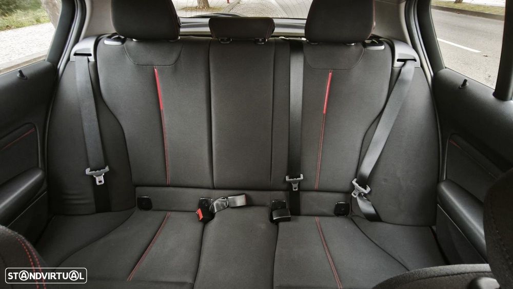 BMW 116 d EDynamics Line Sport - 32