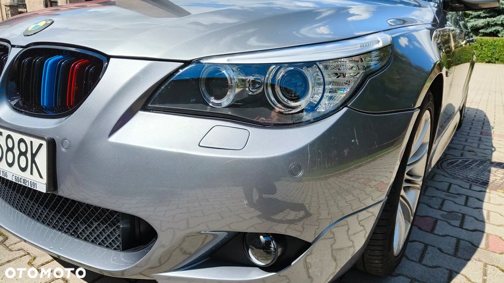 BMW Seria 5 525d - 16