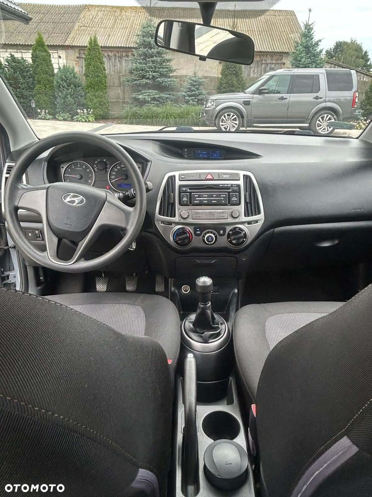 Hyundai i20 - 14
