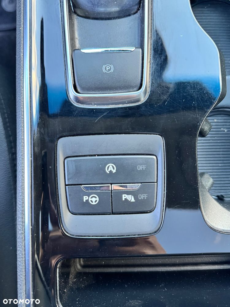 Ford Edge - 23