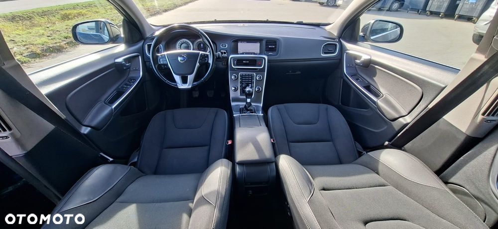 Volvo V60 - 10