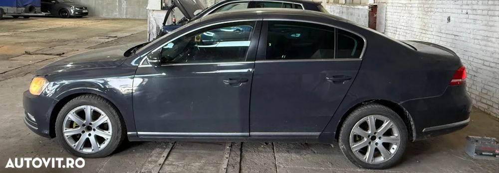 Usa dezechipata Vw Passat B7 sedan limuzina - 2
