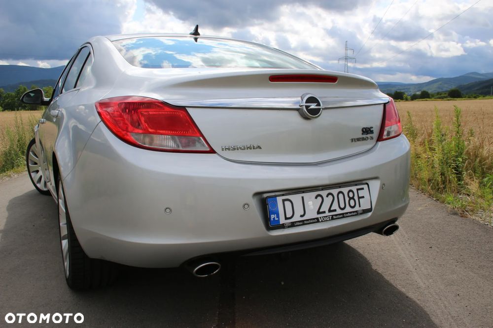 Opel Insignia 2.0 T Sport 4x4 - 16