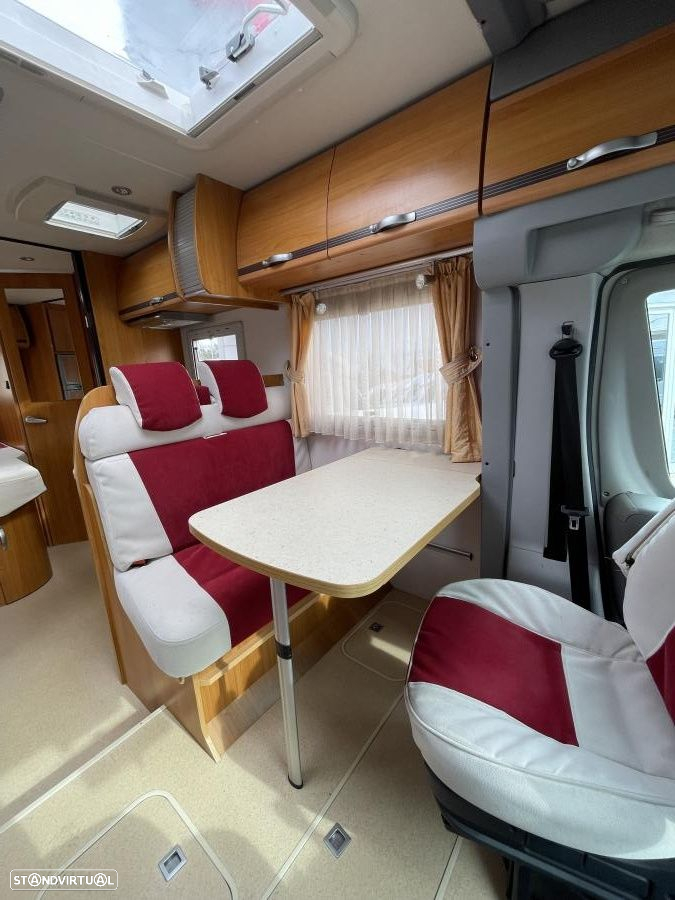 Autostar Auros 80 Distinction 2.3 MJ cama francesa - 21