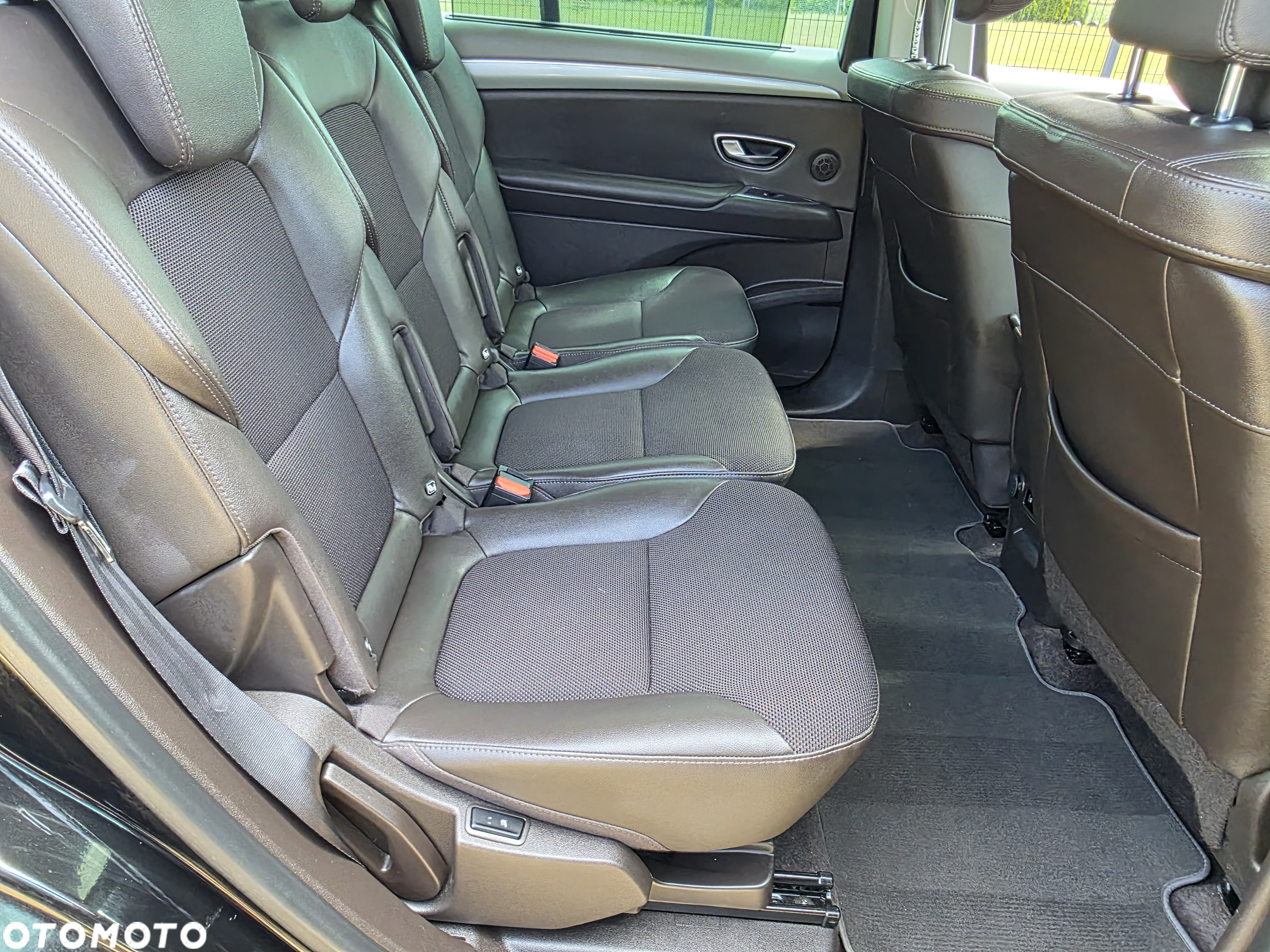 Renault Espace 1.6 dCi Energy SL Techno EDC 7 os - 17