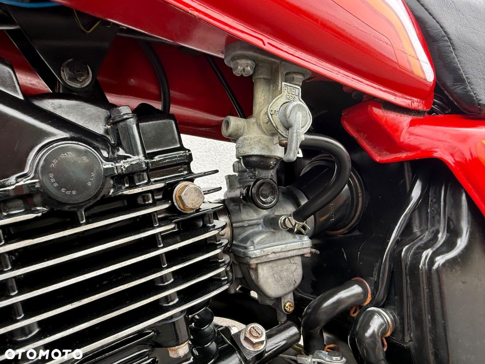 Suzuki DR - 33