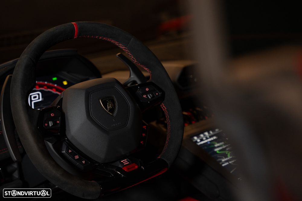 Lamborghini Huracán STO - 23