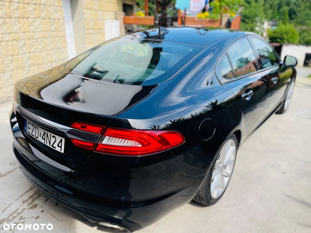 Jaguar XF - 3