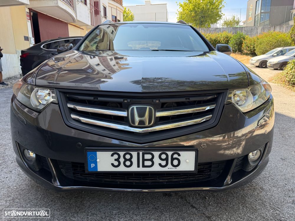 Honda Accord Tourer 2.2 i-DTEC Executive Top E.Limitada - 14