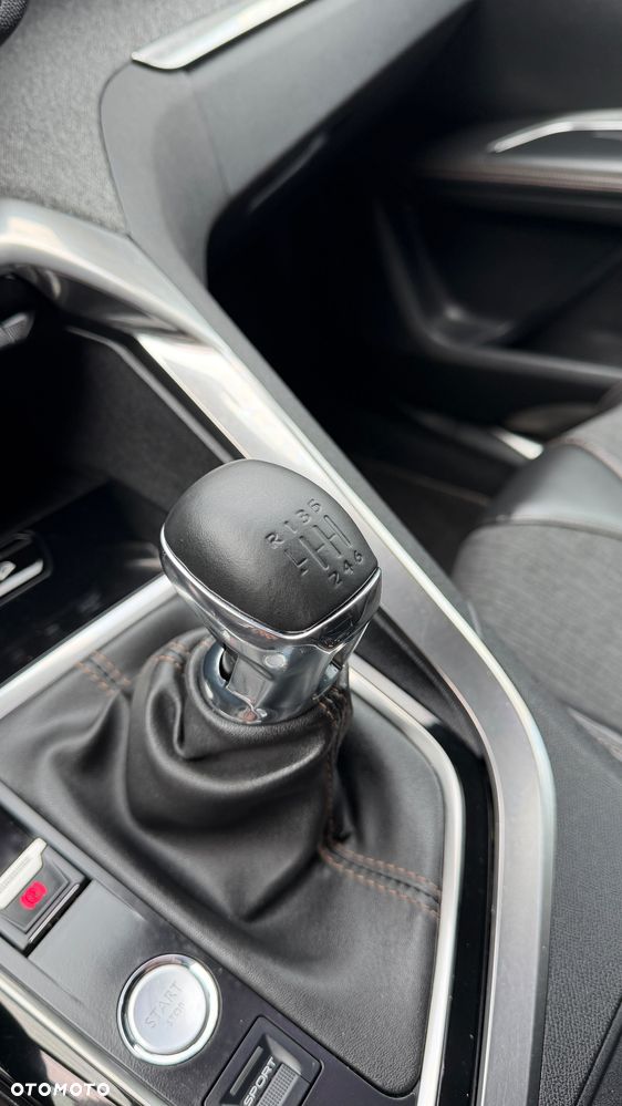 Peugeot 5008 1.6 BlueHDi Style 7os - 10