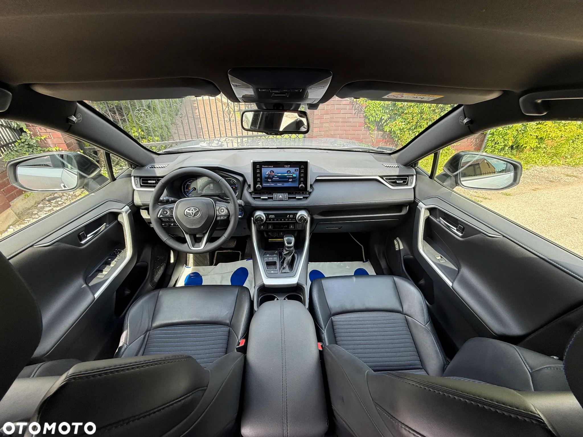 Toyota RAV4 - 7