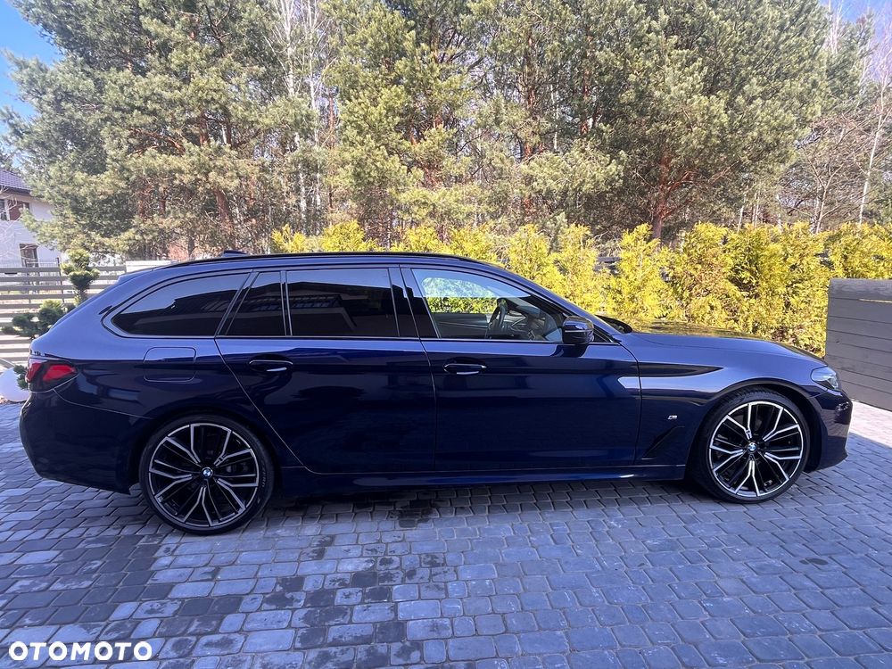 BMW Seria 5 520d M Sport Edition - 10