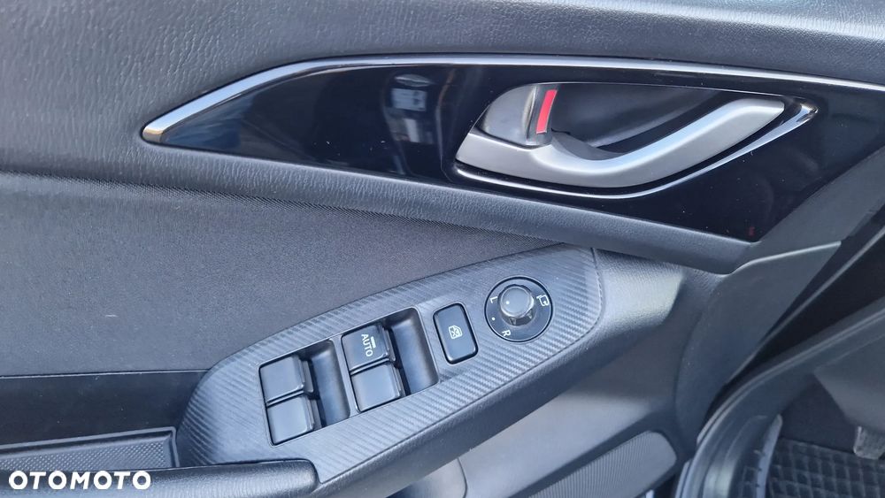 Mazda 3 SKYACTIV-D 150 Sports-Line - 28