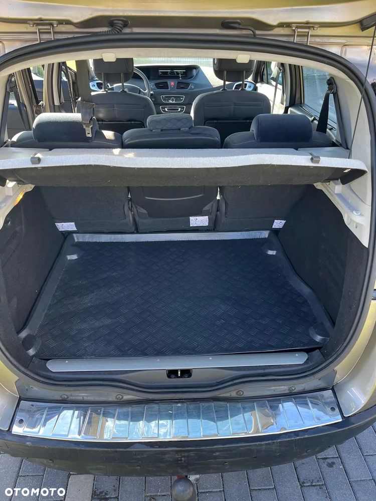Renault Scenic - 10