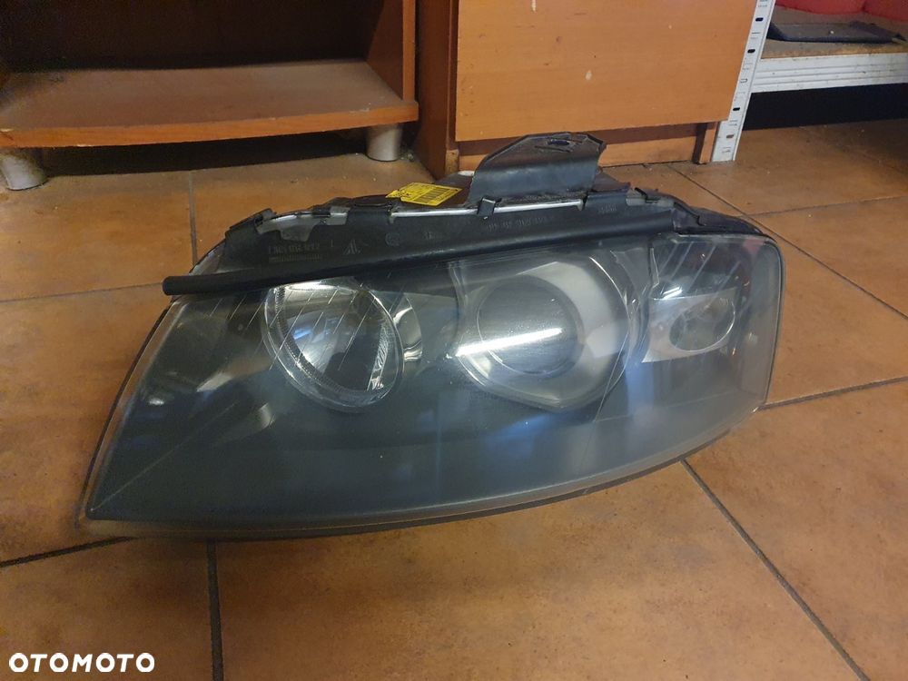 REFLEKTOR LEWY AUDI A3 8P XENON EUROPA - 1