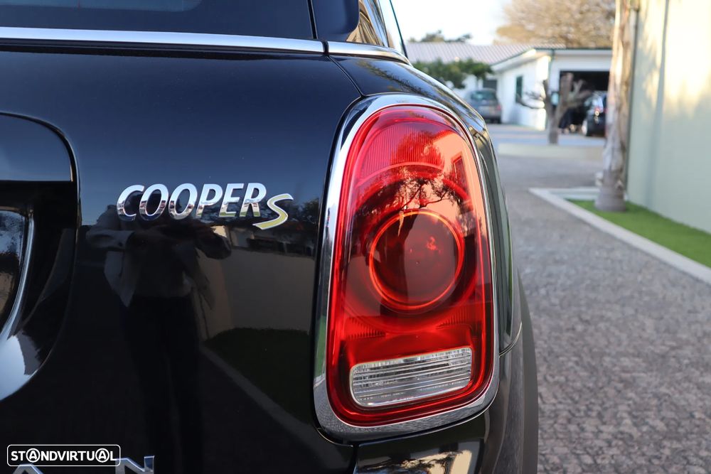 MINI Countryman Cooper SE ALL4 Auto - 8