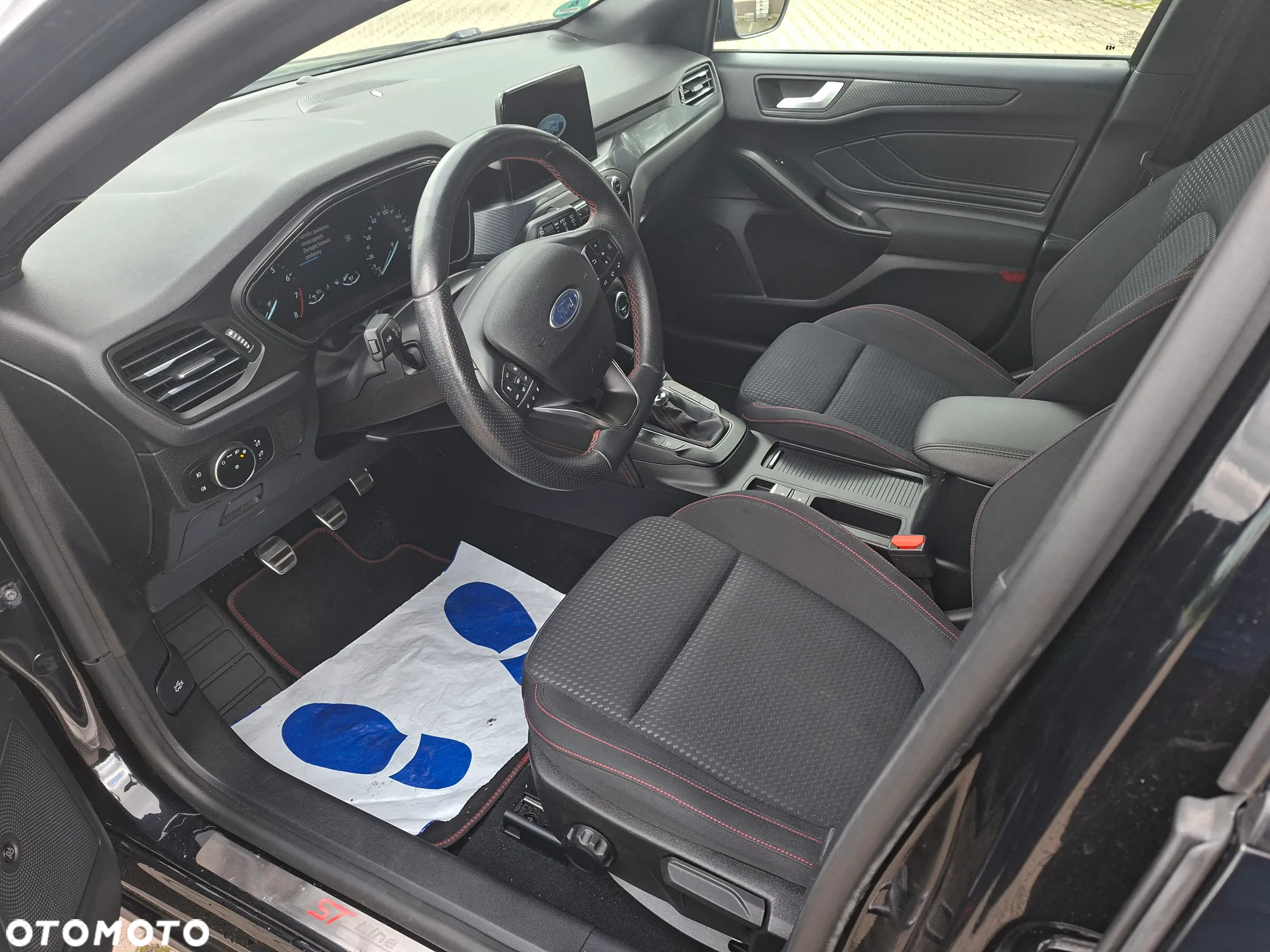 Ford Focus - 8