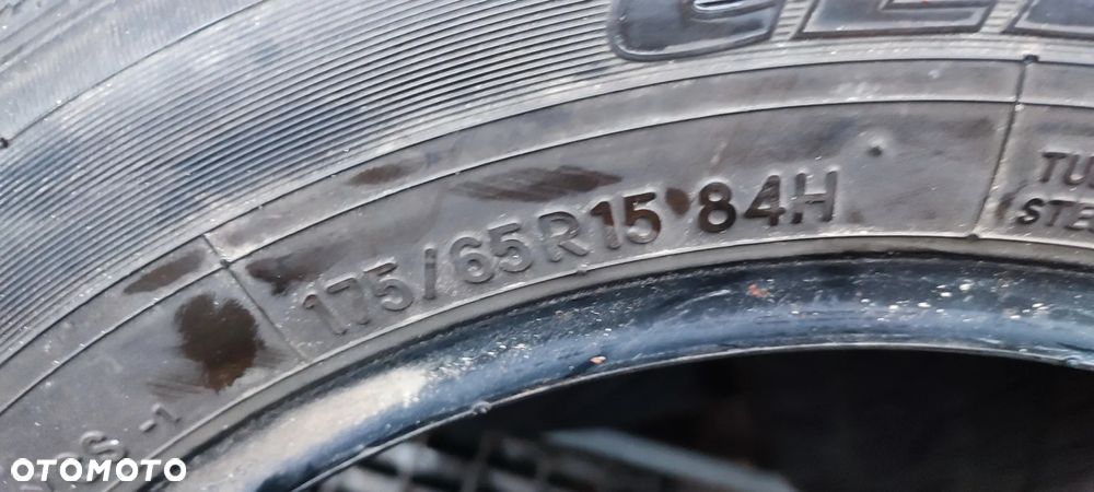 Opony Wielosezonowe Całoroczne Toyo Celsius 175/65/15 84H 2018r 5,5-7mm - 12