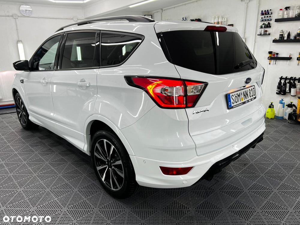 Ford Kuga - 3