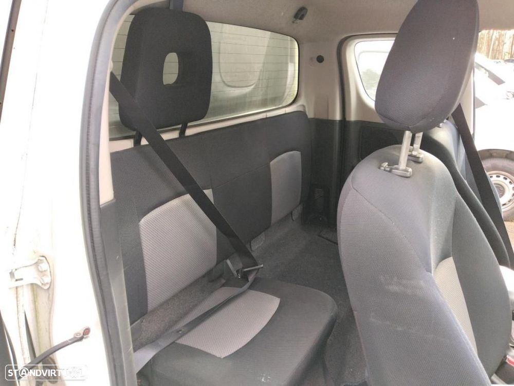 Mitsubishi L200 2.4 DI-D Club Invite 4WD c/iva - 5