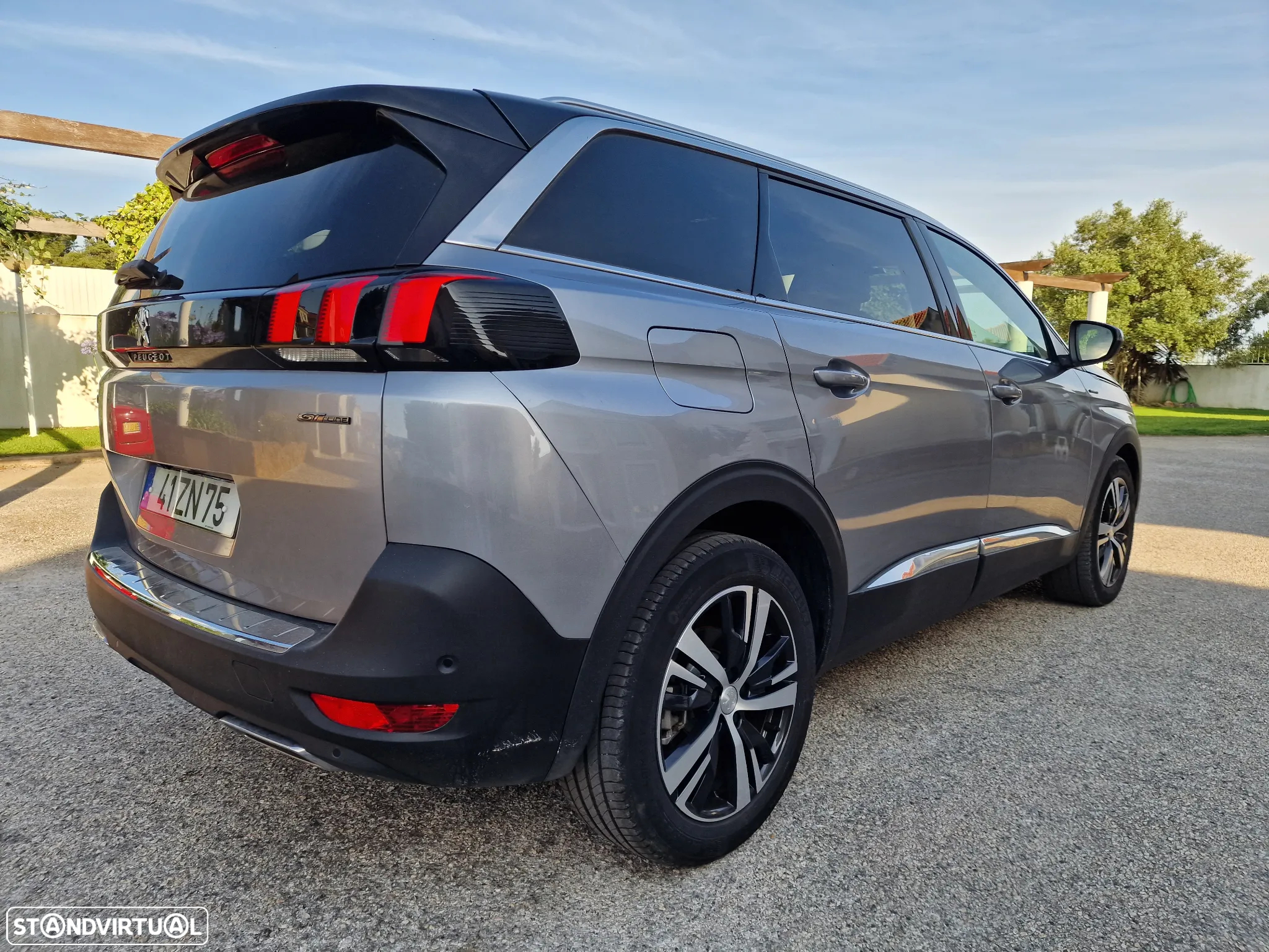 Peugeot 5008 1.5 BlueHDi GT Line J19 EAT8 - 6