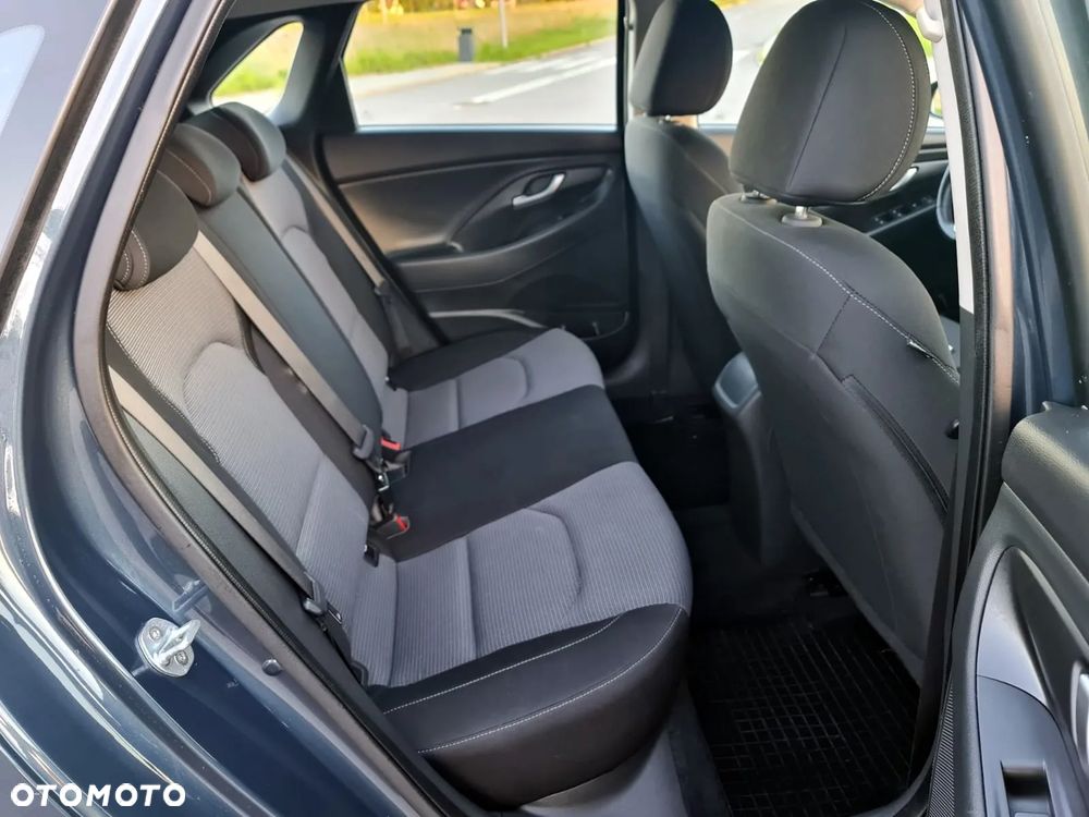 Hyundai i30 1.5 DPI Modern - 14