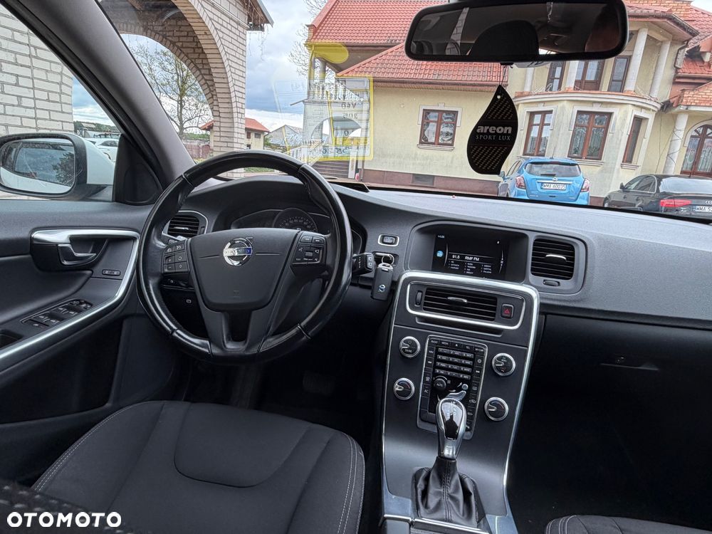 Volvo V60 D4 Geartronic - 13