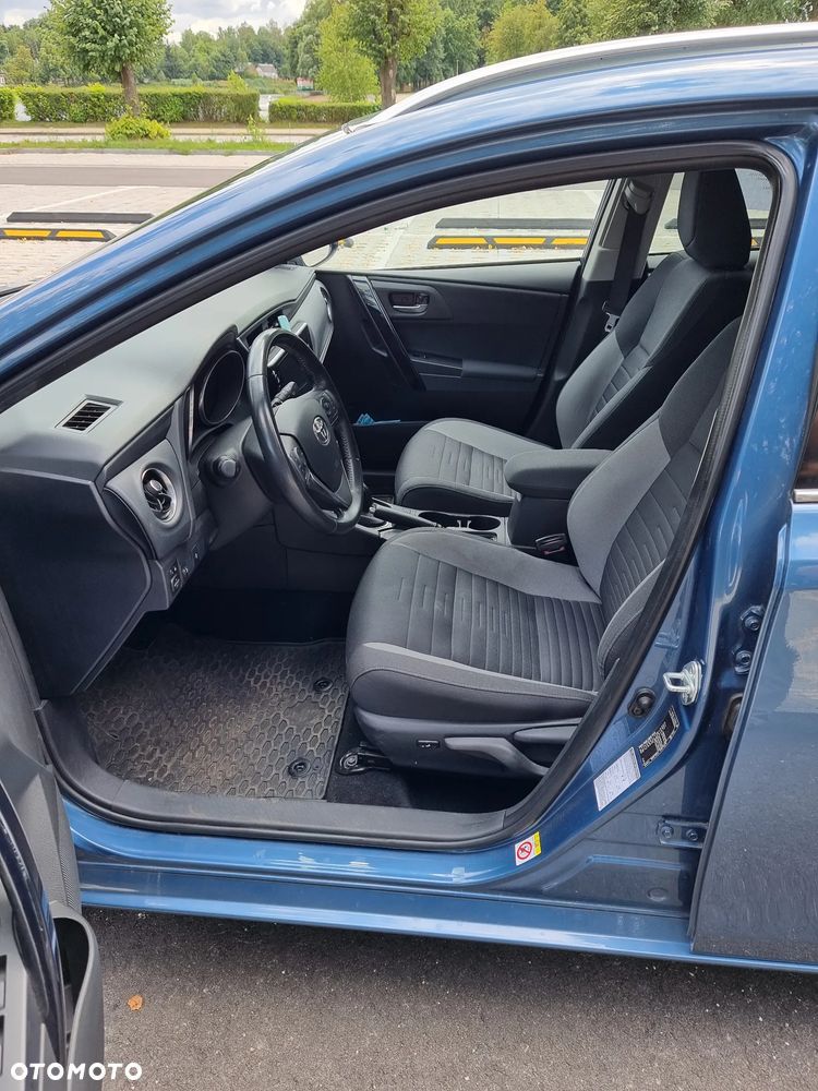 Toyota Auris - 8