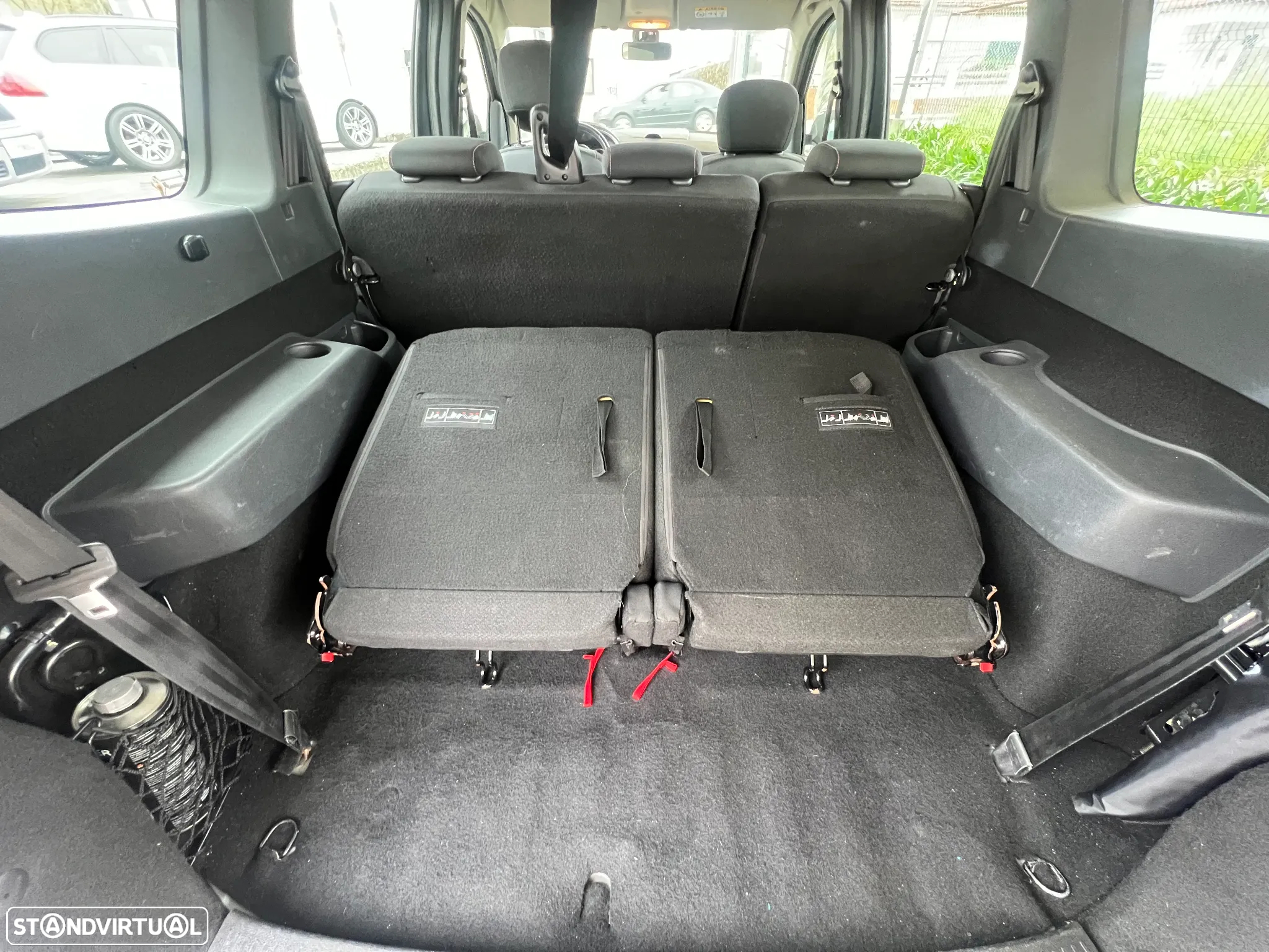 Dacia Lodgy 1.3 TCe Stepway 7L - 47
