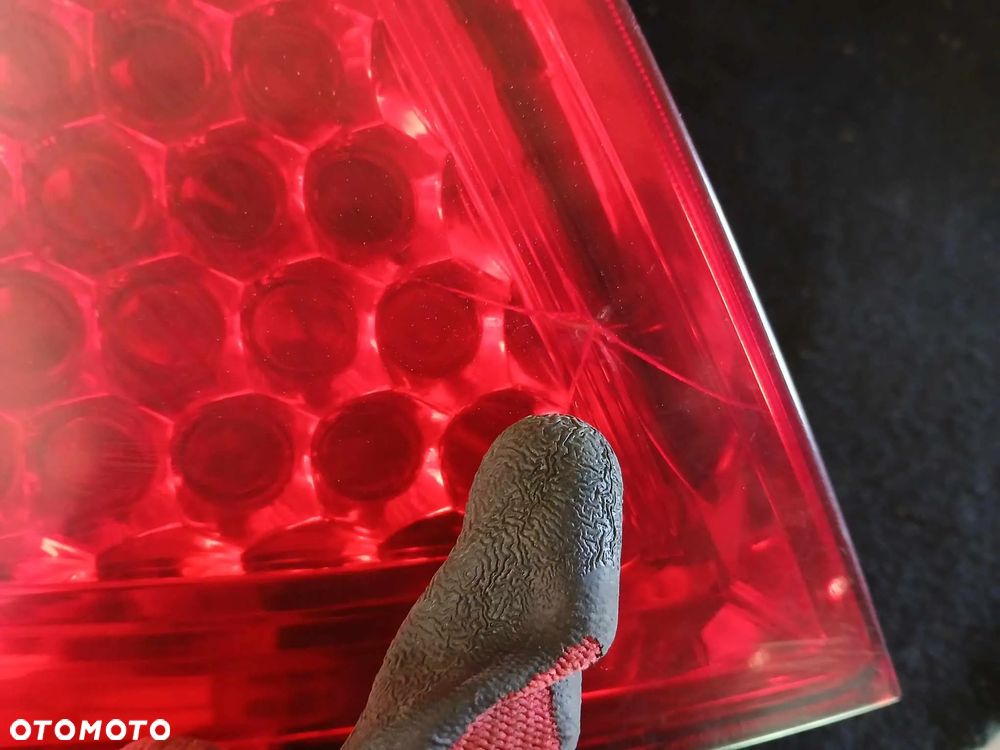 Kia Ceed HB Lampa tylna lewa, prawa-uszkodzone - 7