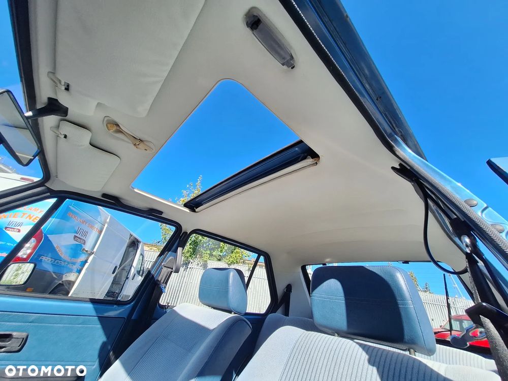 Volkswagen Golf - 17