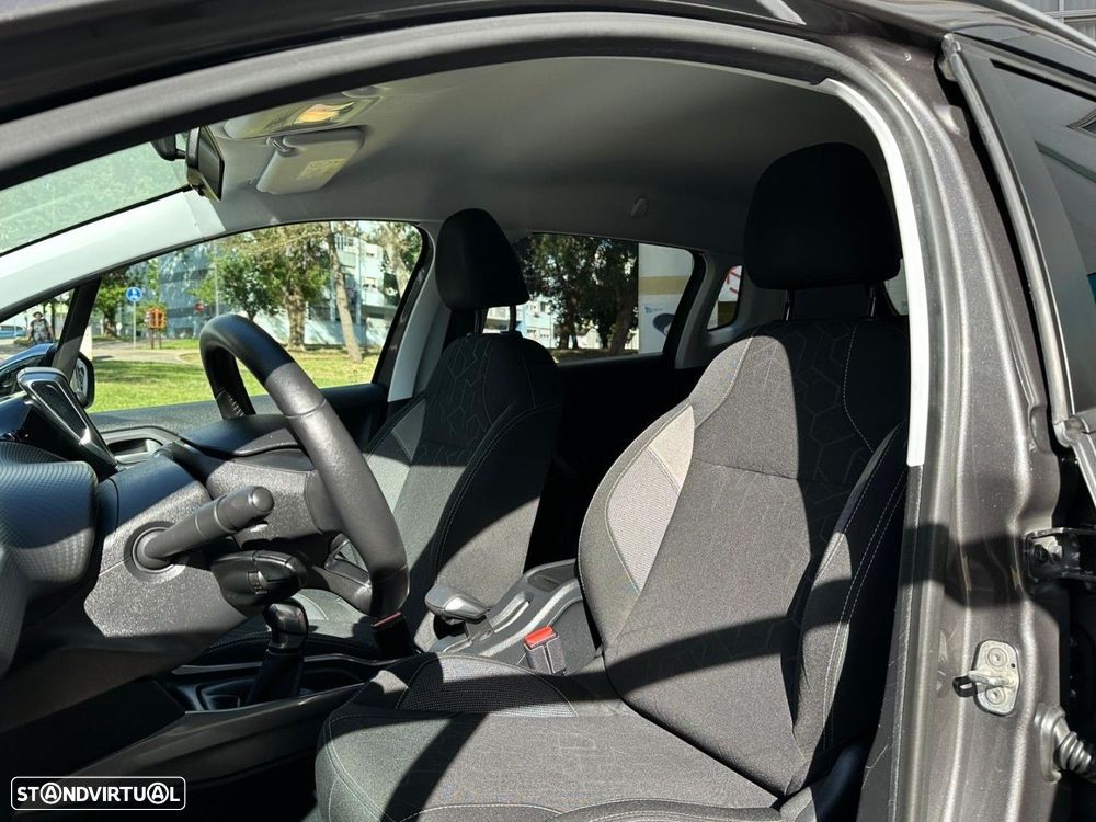 Peugeot 2008 PureTech 110 Stop&Start Style - 5