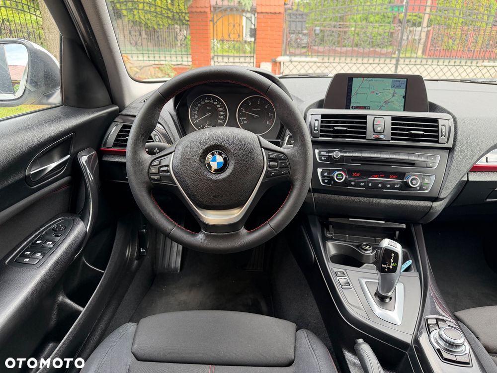 BMW Seria 1 120d Sport Line - 30