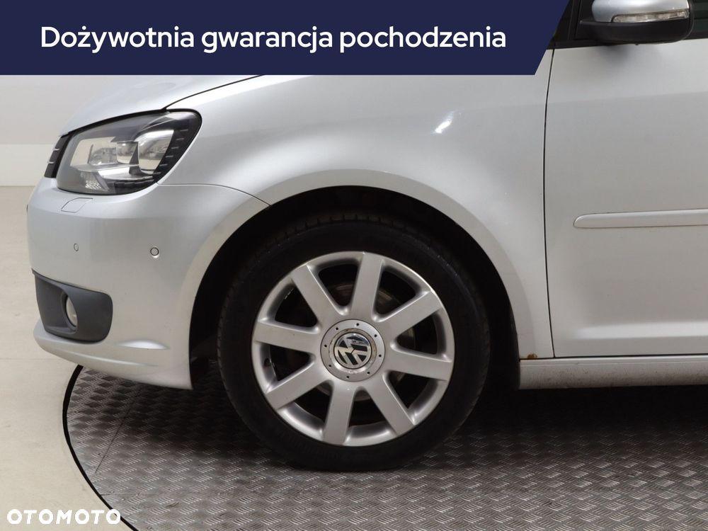 Volkswagen Touran - 17