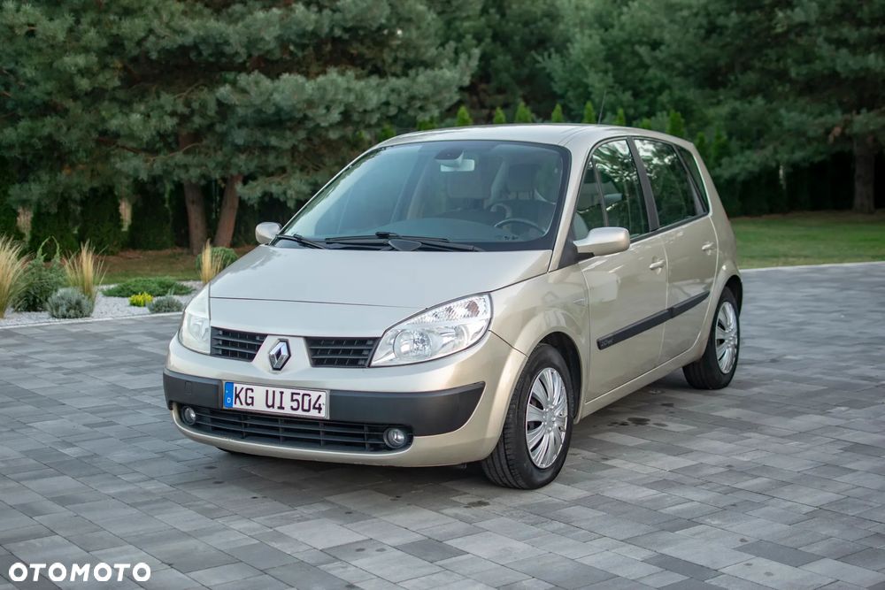 Renault Scenic - 1