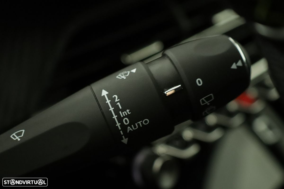 Peugeot e-2008 50 kWh GT - 20