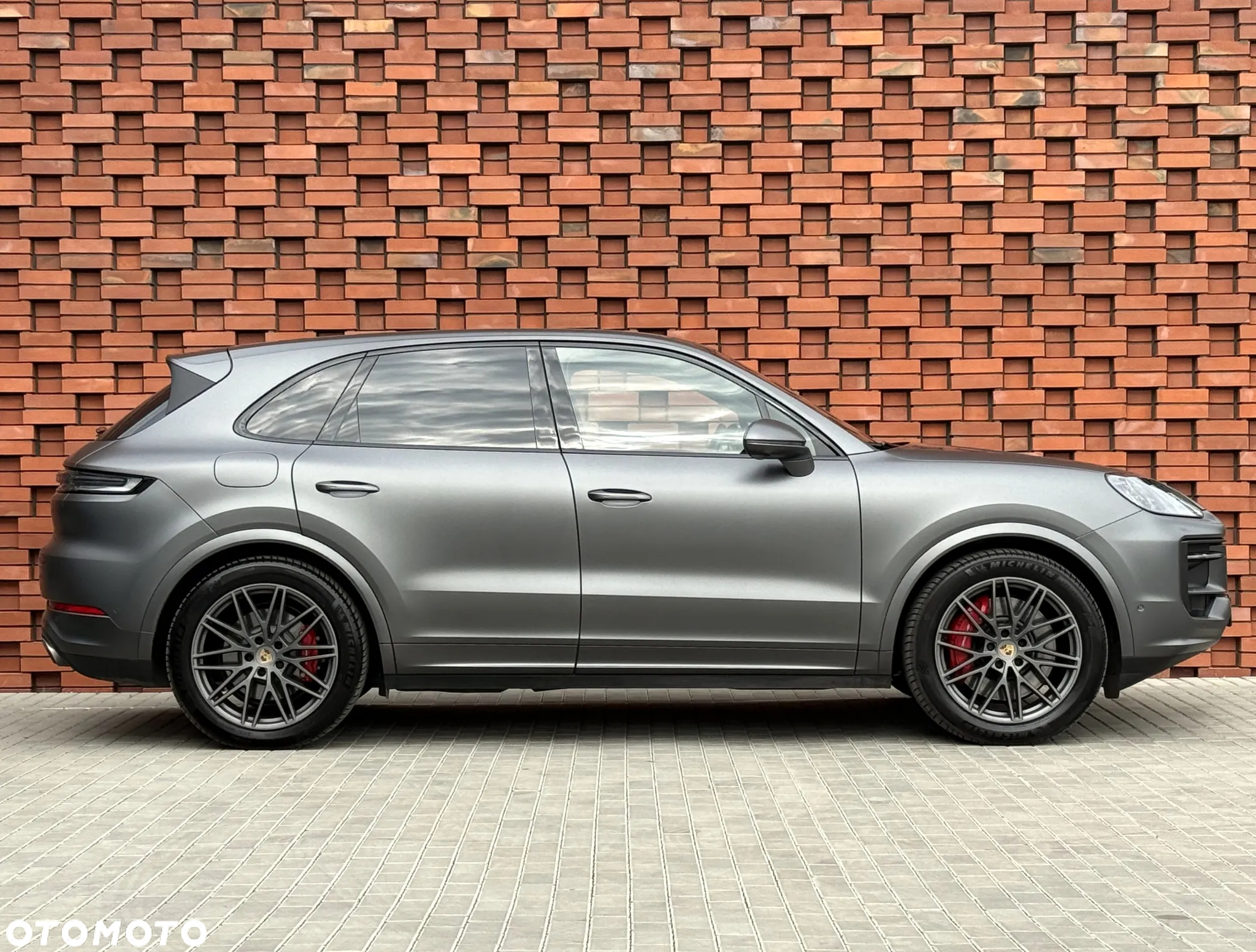 Porsche Cayenne S E-Hybrid PHEV - 8