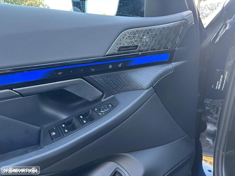 BMW i5 eDrive40 Pack Desportivo M - 9