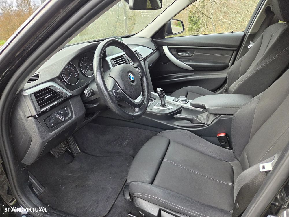 BMW 320 d Aut. Sport Line - 8