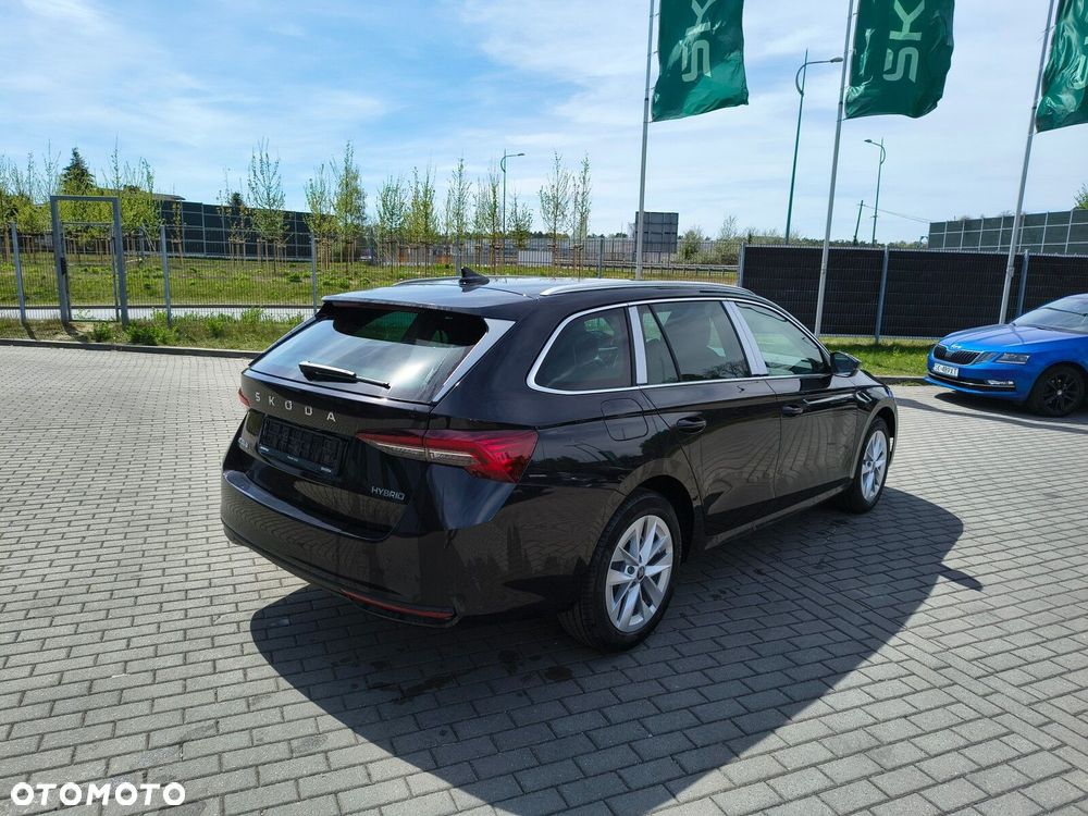 Skoda Octavia - 8