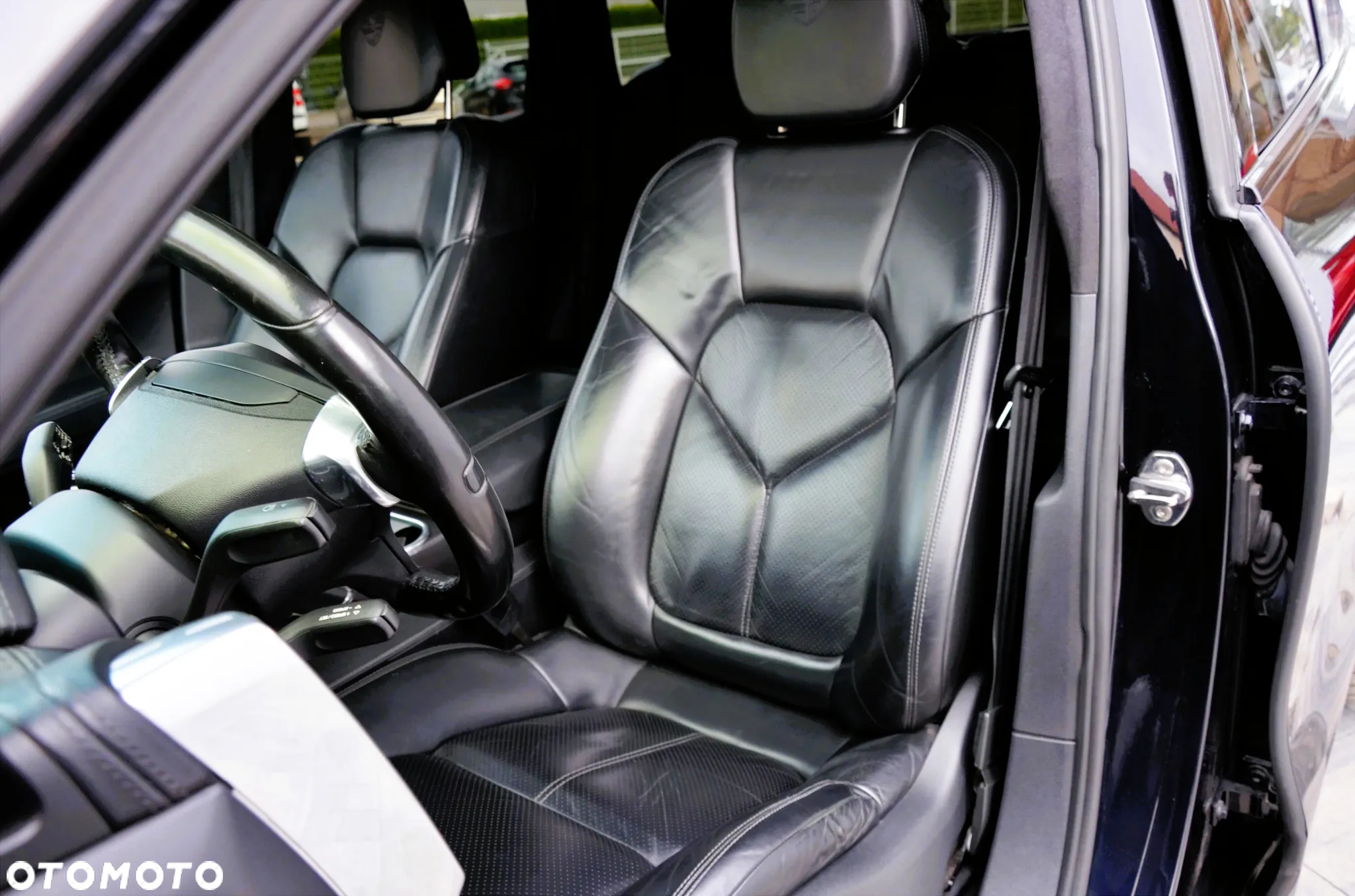 Porsche Cayenne Diesel Platinum Edition - 14