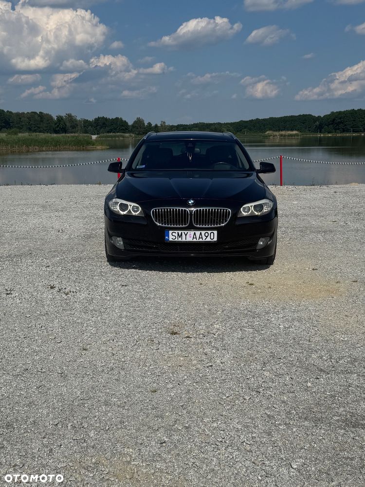 BMW Seria 5 525d - 1