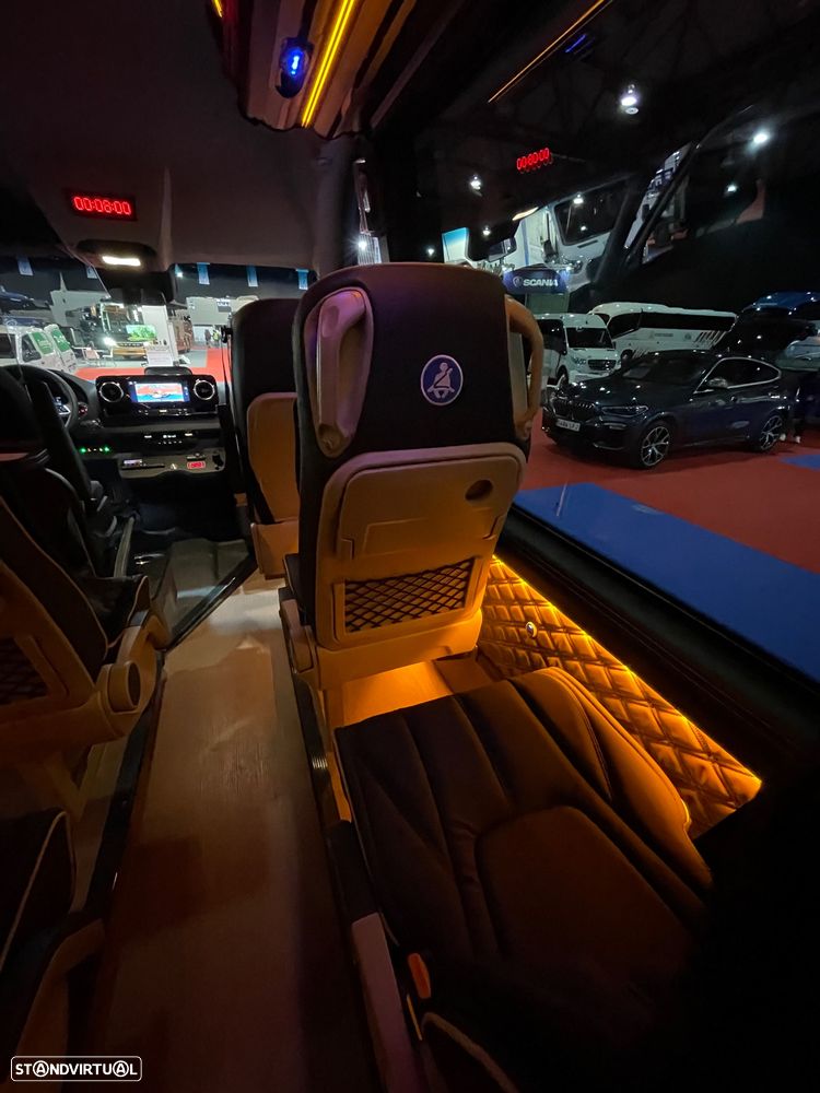 Mercedes Benz Sprinter 519 - 11