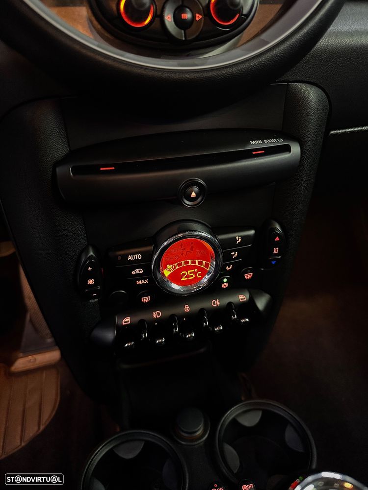 MINI 3 Portas Cooper D - 13