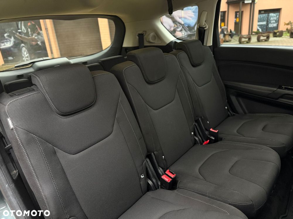 Ford S-Max 2.0 TDCi Titanium - 18