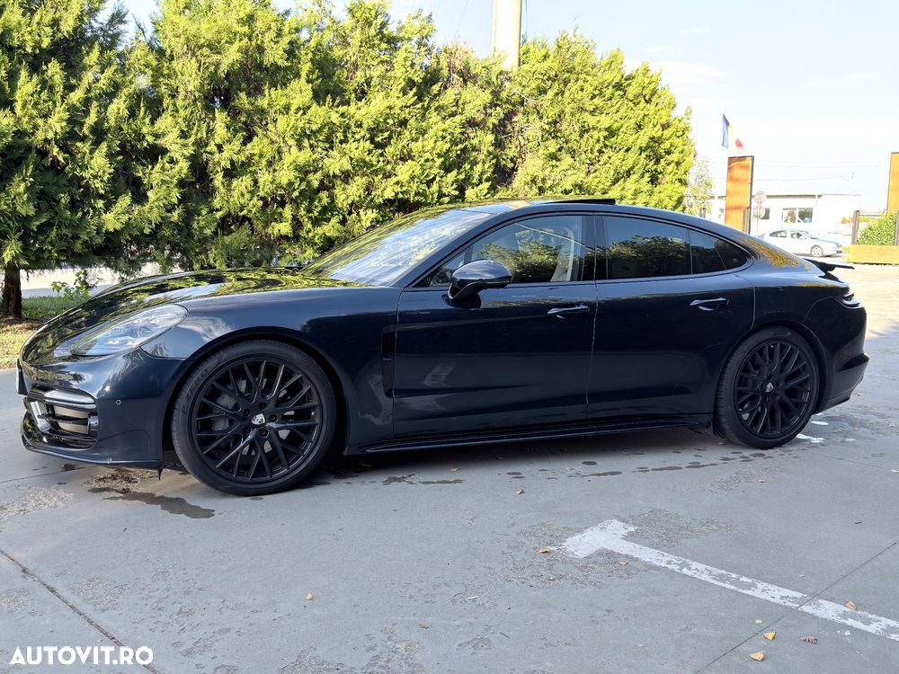 Porsche Panamera 4S Executive - 10