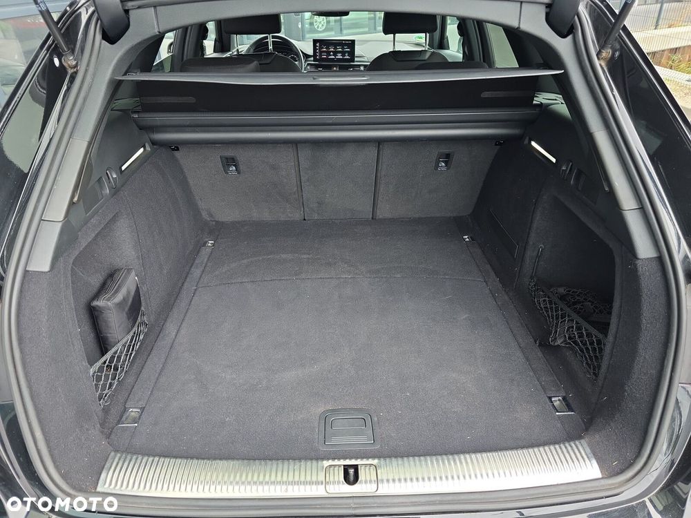 Audi A4 Avant 35 TFSI mHEV S tronic - 32