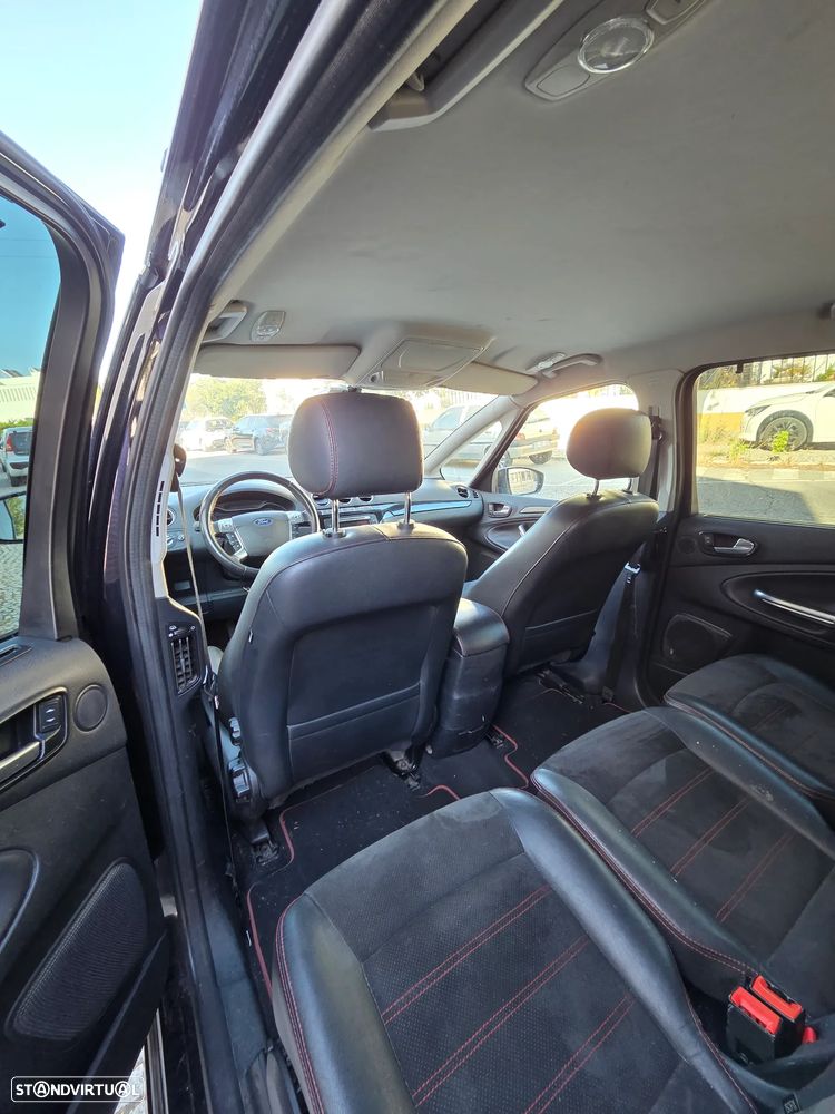Ford S-Max 2.0 TDCi Titanium 7L 143g - 8